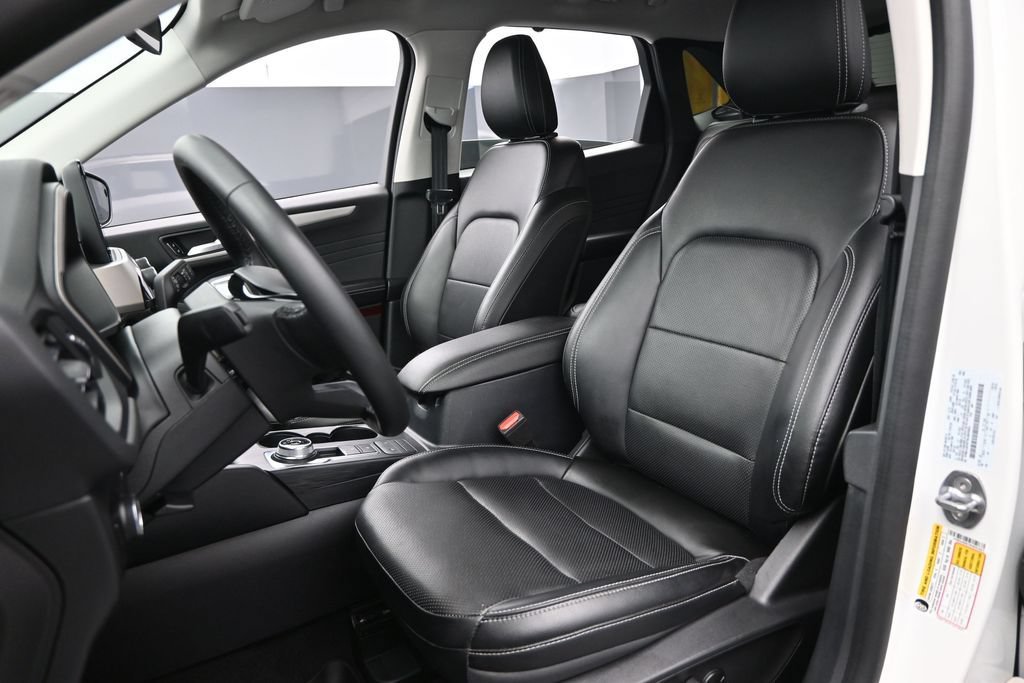 Used 2022 Ford Escape SEL FWD image 16