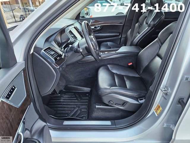 Used 2017 Volvo XC90 T6 Momentum w/ Vision Package image 13