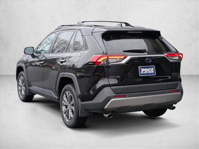 Used 2022 Toyota RAV4 Limited image 8