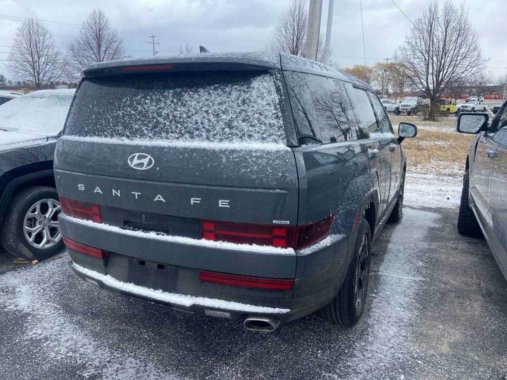 Used 2024 Hyundai Santa Fe SE image 5