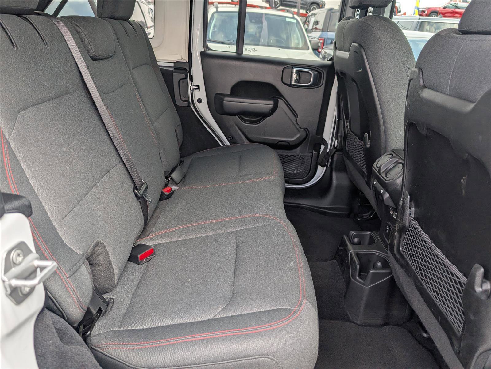 Used 2025 Jeep Wrangler Rubicon image 13