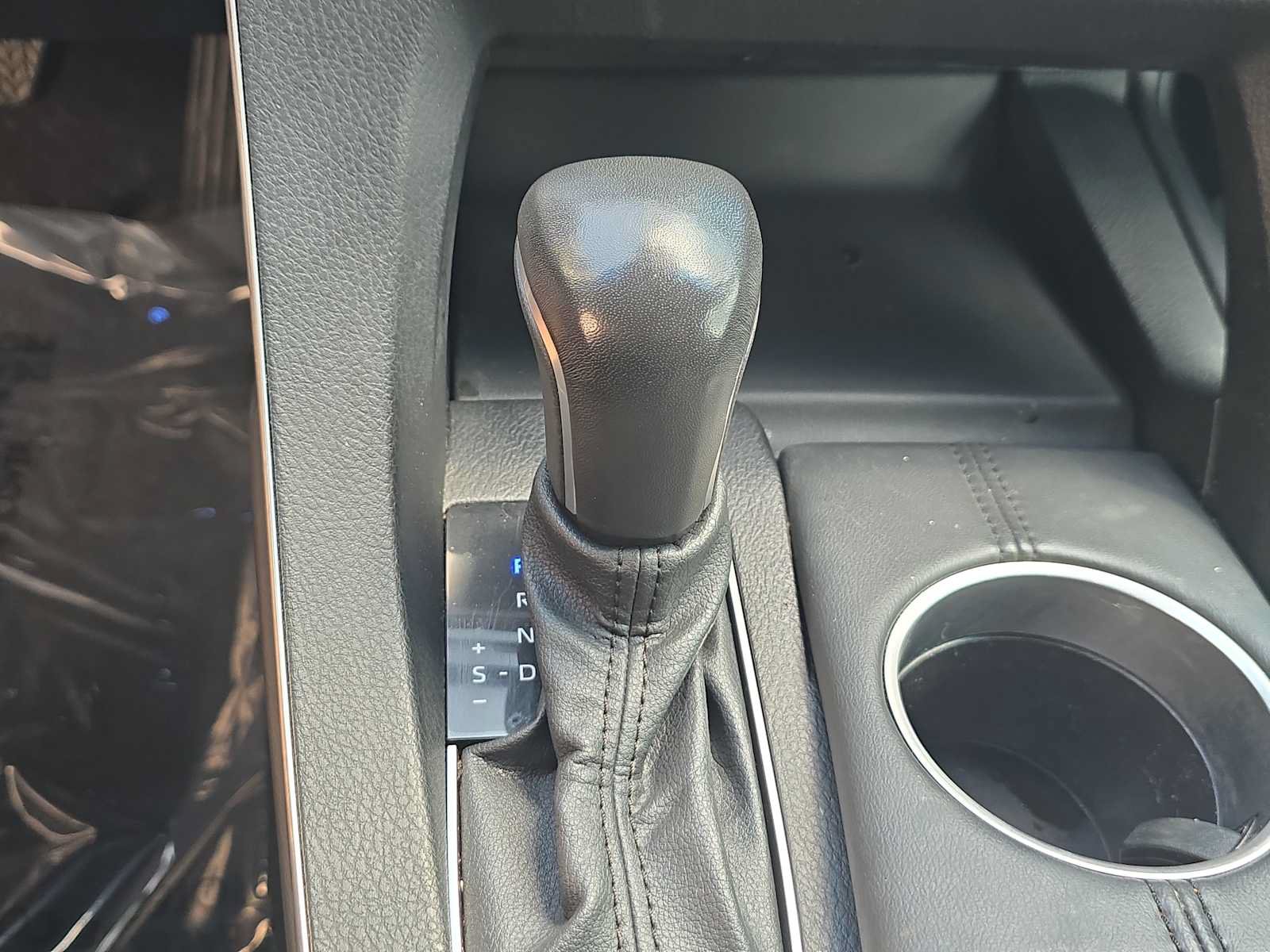 Used 2022 Toyota Avalon XLE w/ Moonroof Package FWD image 21