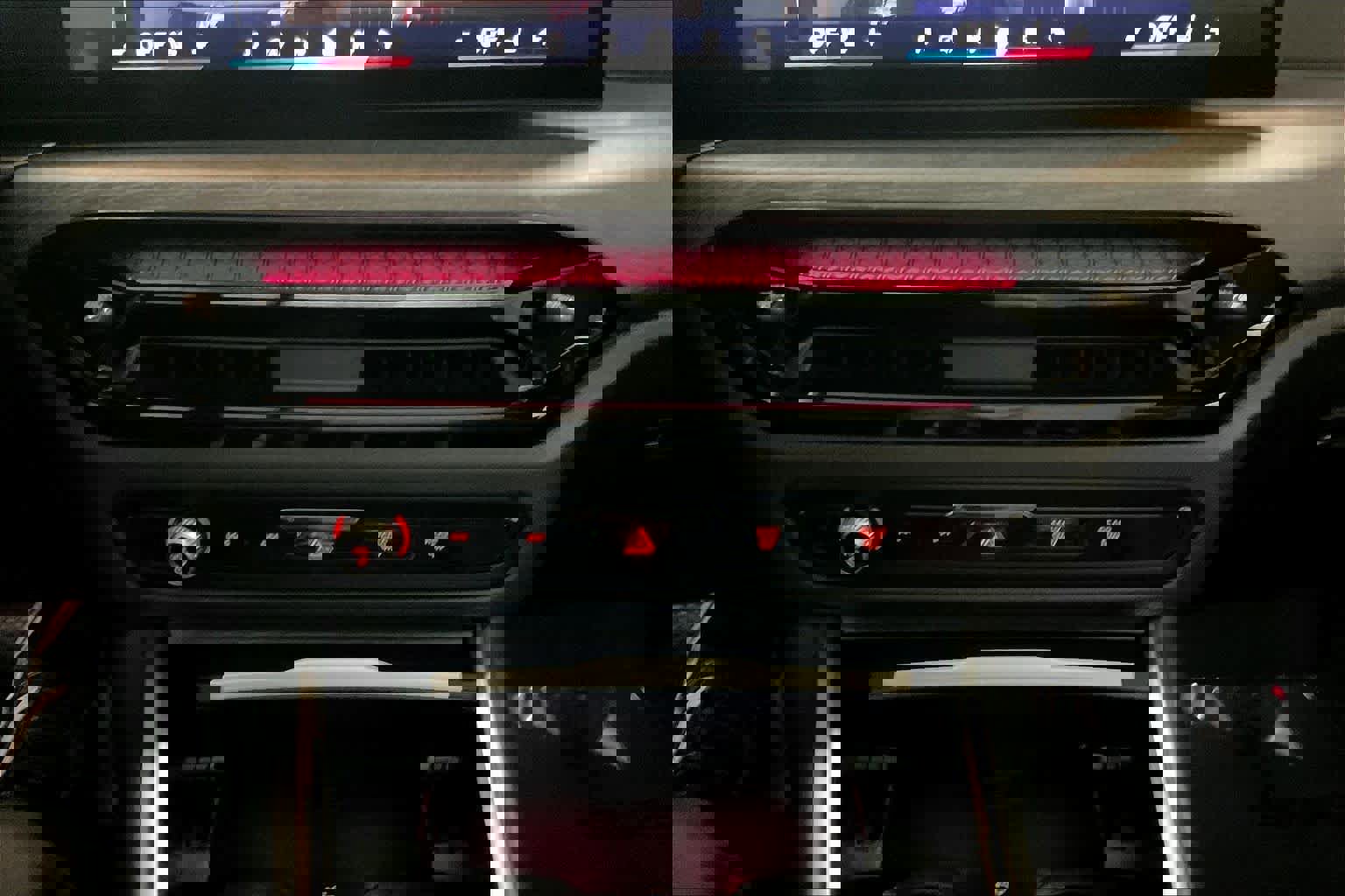 Used 2025 BMW i4 eDrive40 w/ M Sport Package image 36