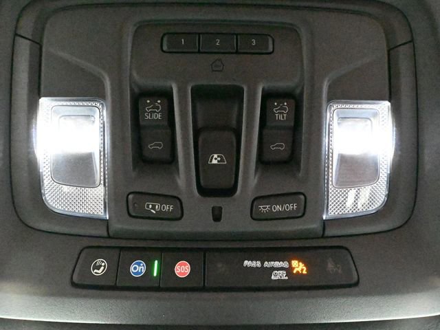 Used 2024 GMC Sierra 3500 Denali Ultimate image 41
