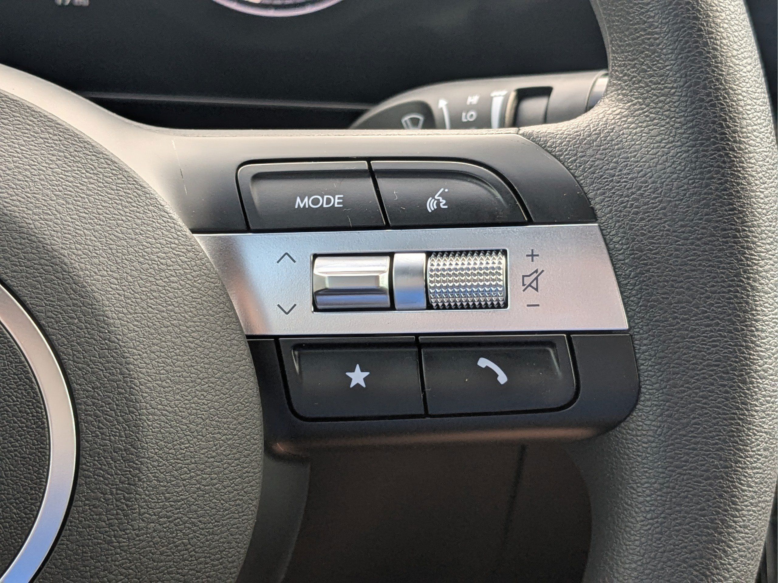 New 2026 Hyundai Santa Cruz SEL FWD image 30
