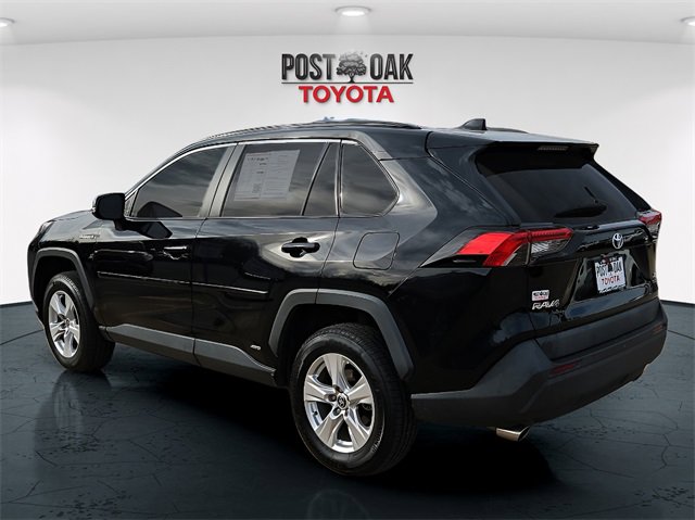 Used 2021 Toyota RAV4 XLE image 5