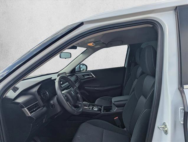 Used 2022 Mitsubishi Outlander ES FWD image 11