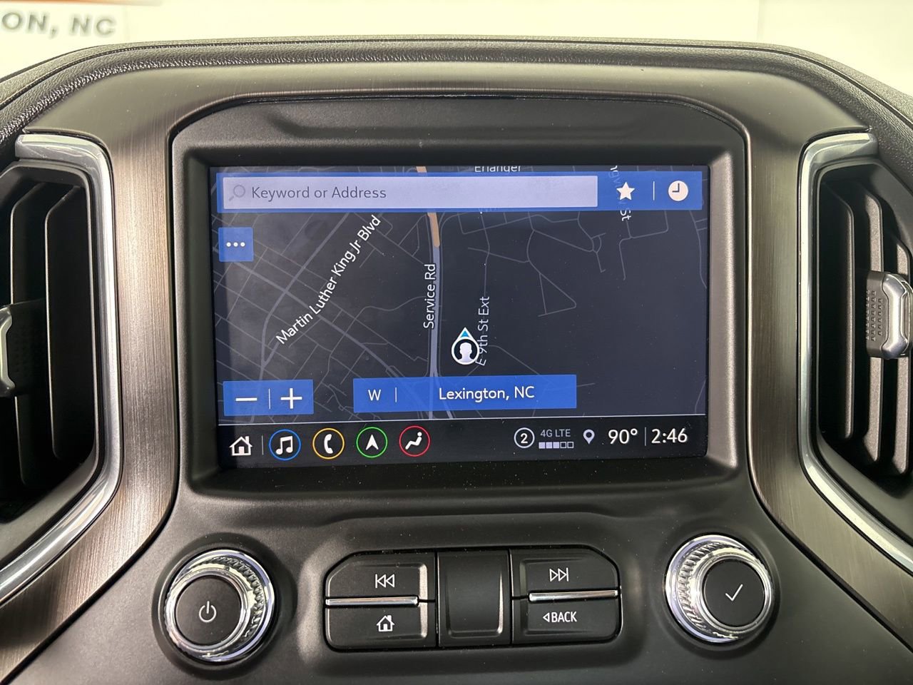 Used 2021 GMC Sierra 1500 AT4 w/ AT4 Preferred Package AWD/4WD image 21