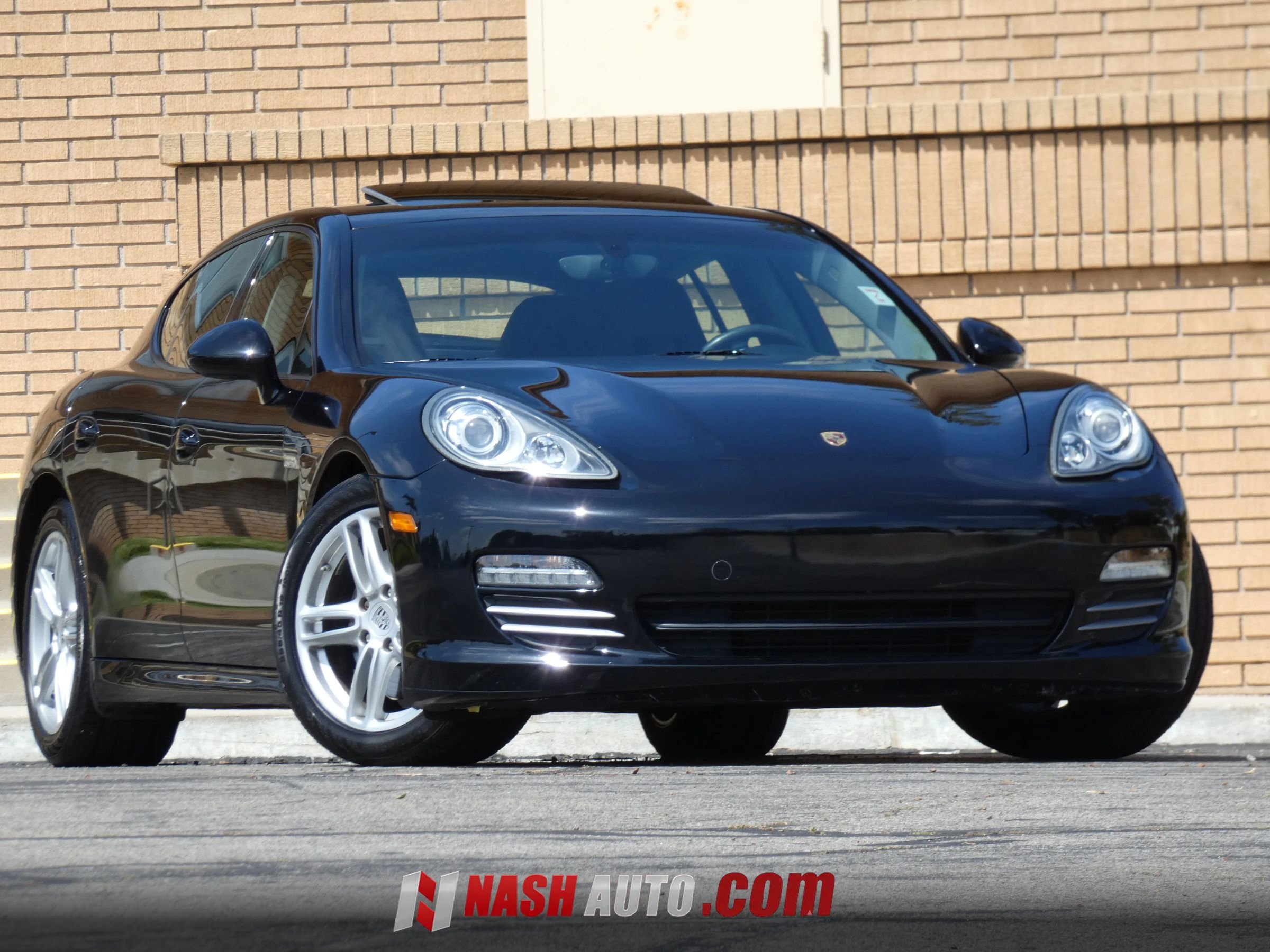 Used 2011 Porsche Panamera 4 AWD/4WD image 1