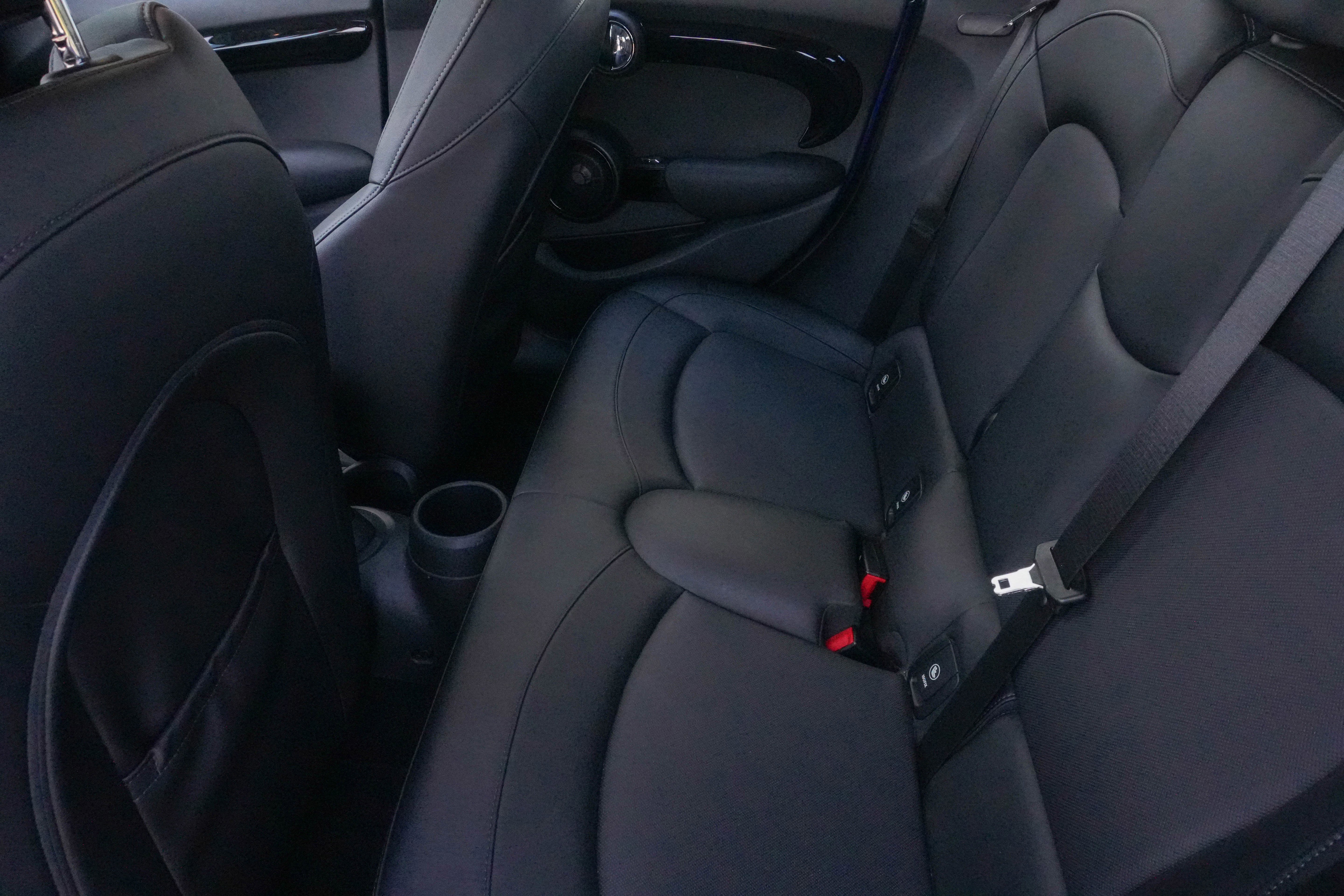 Used 2019 MINI Cooper S image 34