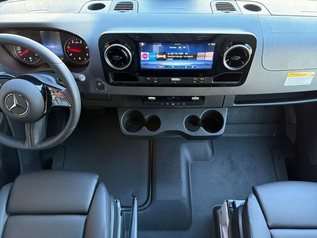 New 2026 Mercedes-Benz Sprinter 2500 image 12