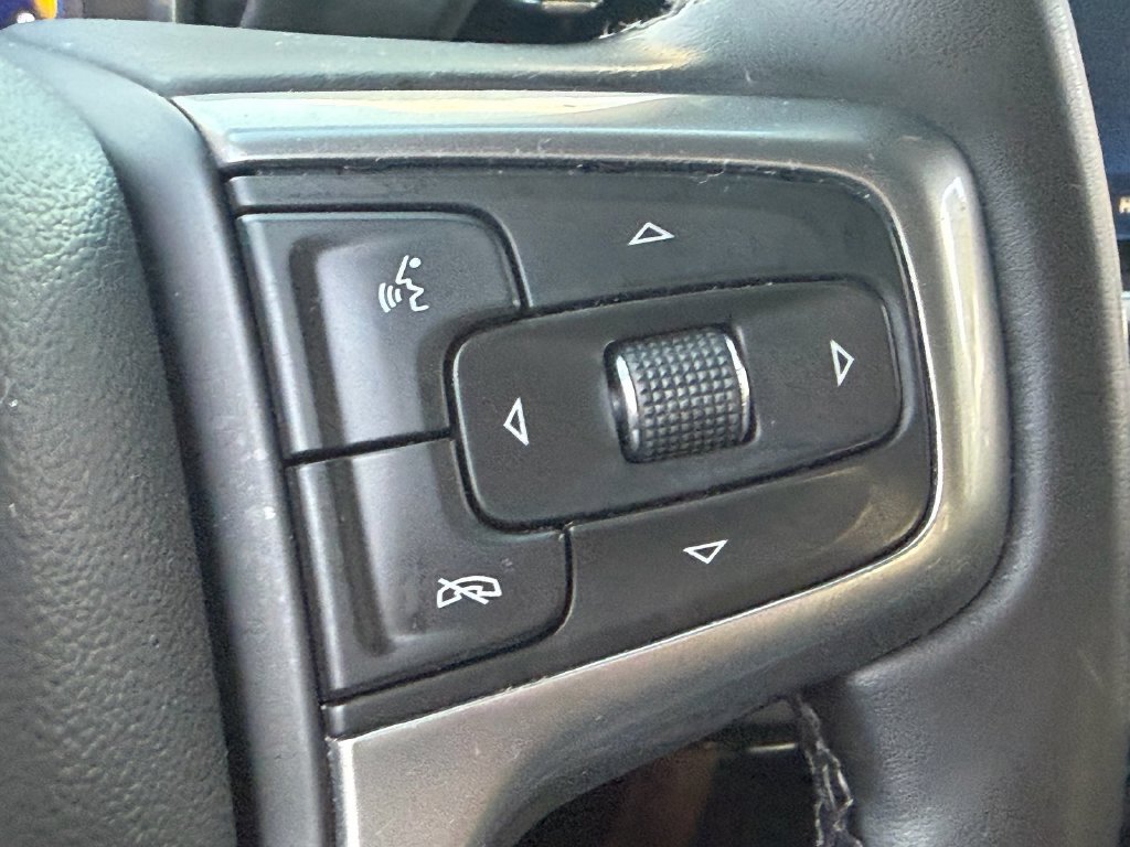 Used 2024 Chevrolet Silverado 1500 LT AWD/4WD image 29