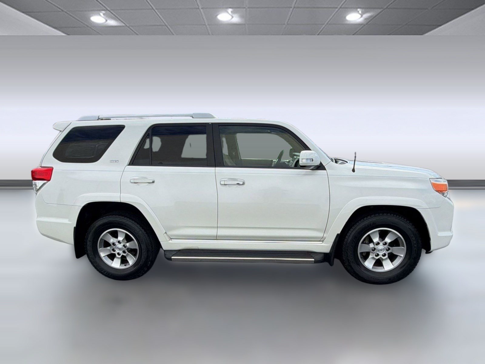Used 2013 Toyota 4Runner SR5 w/ Convenience Pkg RWD image 7