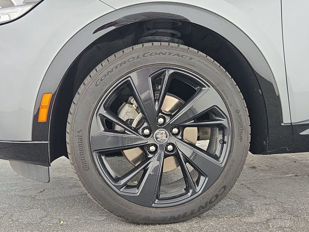 Used 2023 Buick Envision Essence w/ Sport Touring Package FWD image 37
