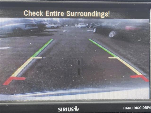 Used 2014 Chrysler Town & Country Touring-L w/ Driver Convenience Group image 12