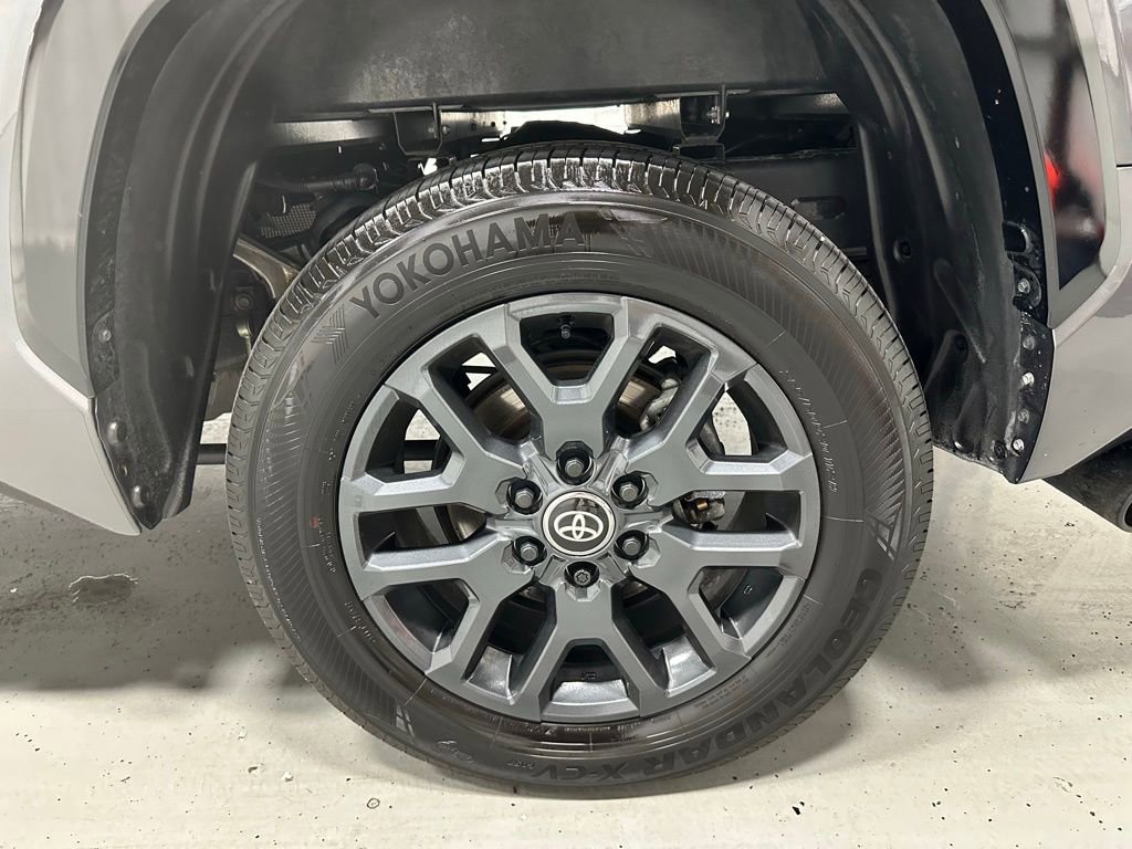 Used 2025 Toyota Tundra Platinum AWD/4WD image 67