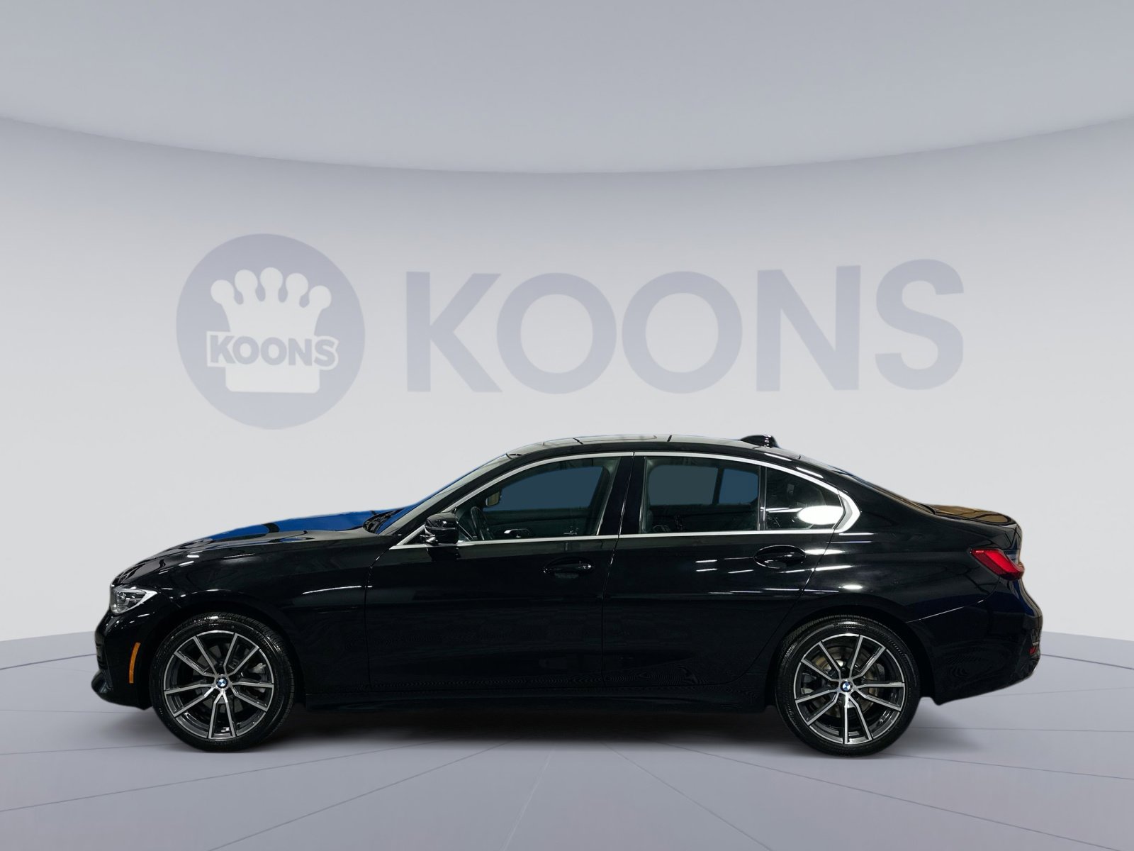 Used 2020 BMW 330i xDrive Sedan w/ Convenience Package image 2