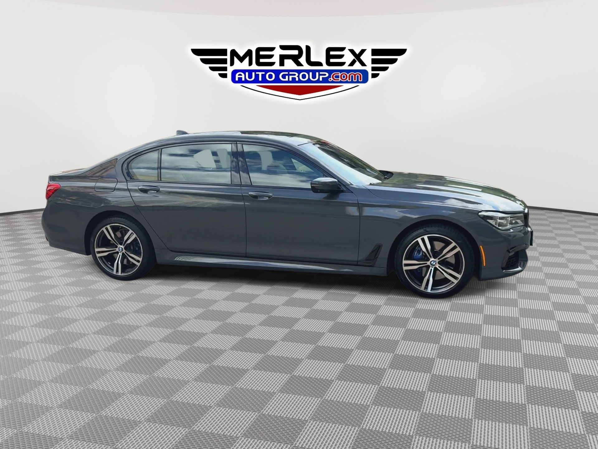 Used 2018 BMW 750i xDrive AWD/4WD image 9