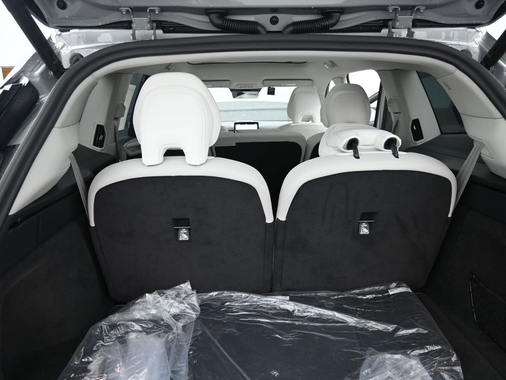 Used 2025 Volvo EX90 Ultra image 29
