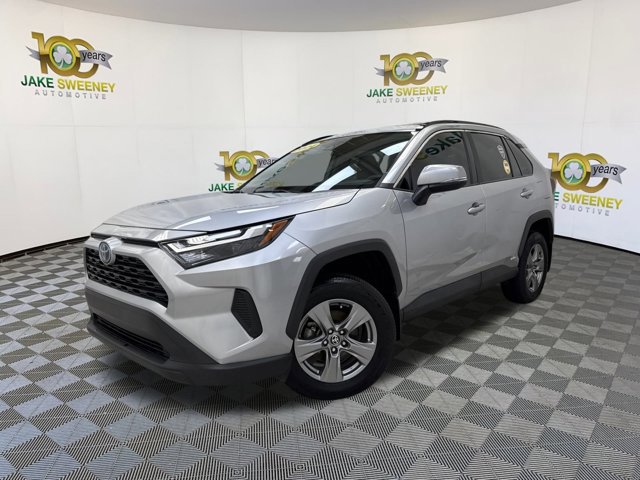 Used 2024 Toyota RAV4 XLE image 4