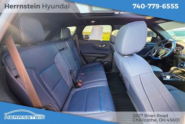 Used 2025 Chevrolet Blazer RS w/ Driver Confidence II Package FWD image 36