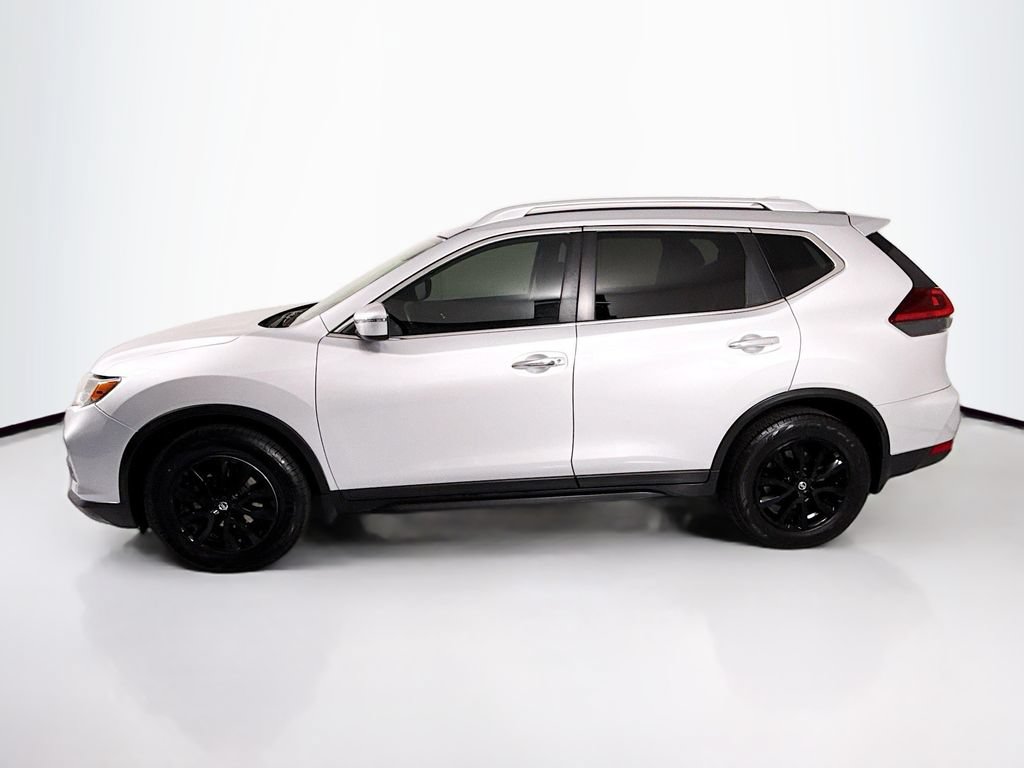 Used 2019 Nissan Rogue S w/ Special Edition Package FWD image 8