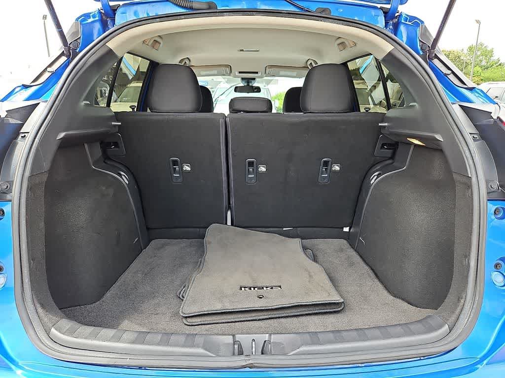 Used 2021 Nissan Kicks S FWD image 28