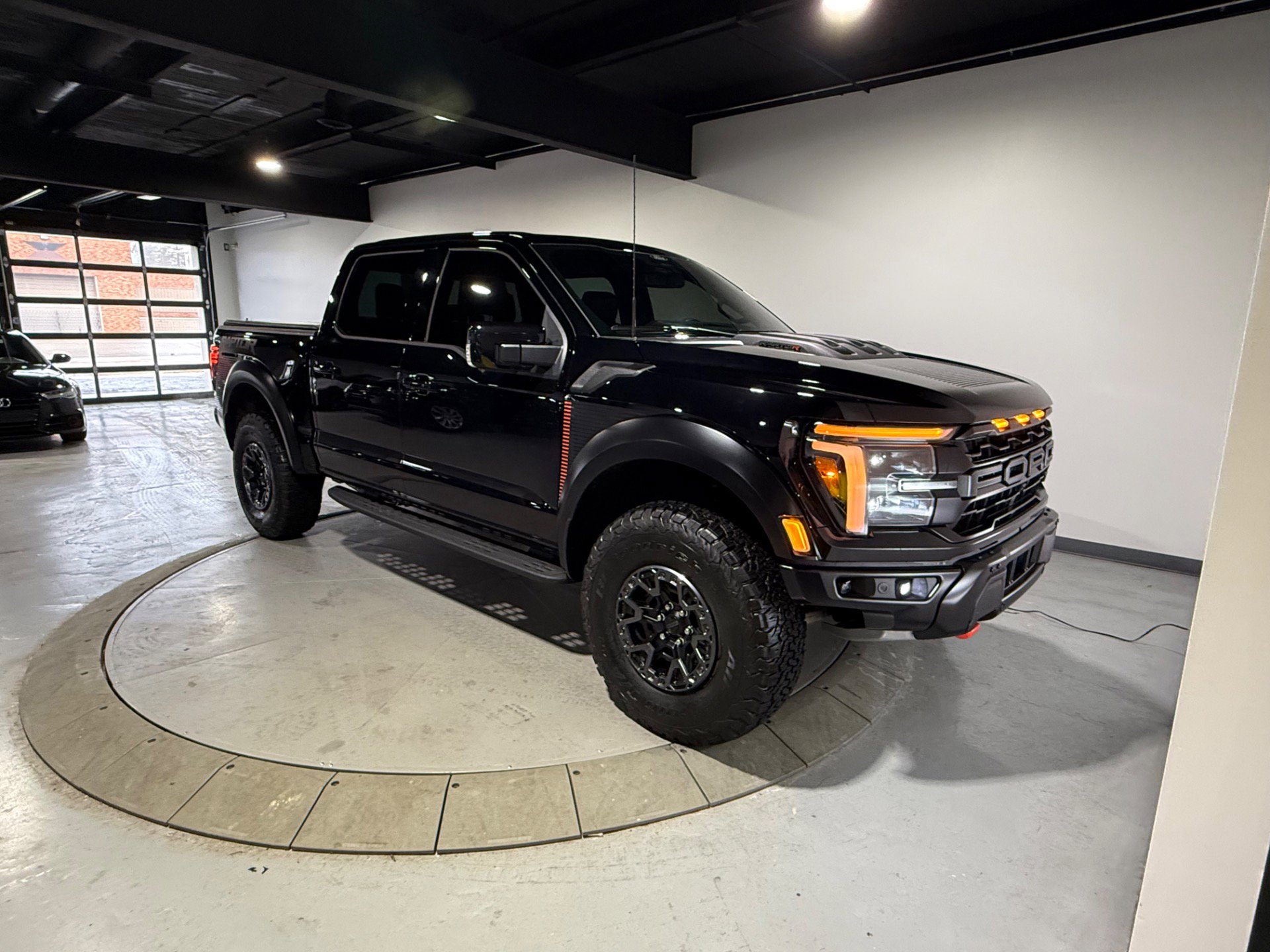 Used 2025 Ford F150 Raptor w/ Equipment Group 803A Raptor R image 9