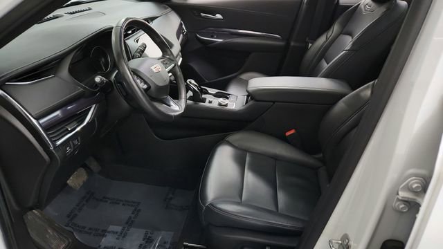 Certified 2023 Cadillac XT4 Luxury w/ Cold Weather Package image 13
