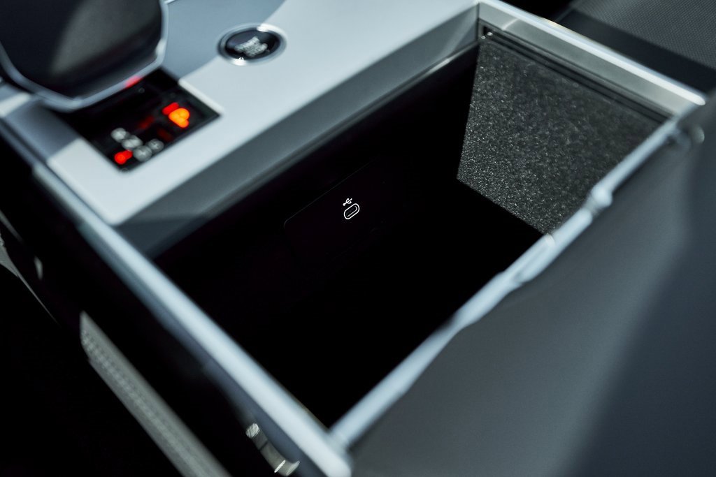 Used 2025 Land Rover Range Rover Long Wheelbase Autobiography image 69