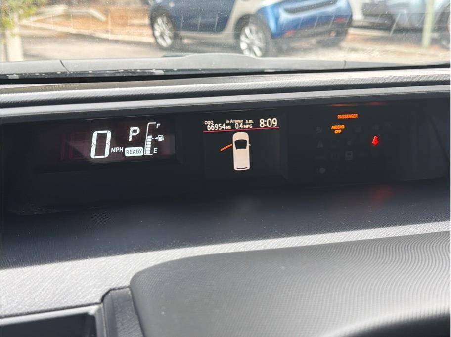 Used 2016 Toyota Prius C One FWD image 12