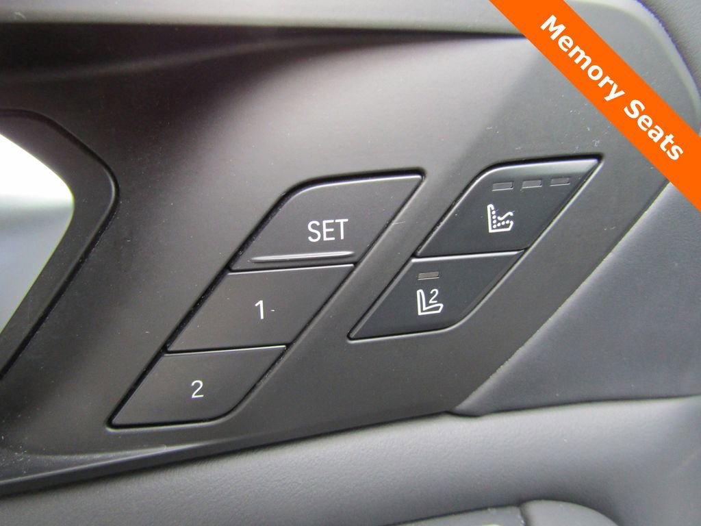 Used 2022 BMW X5 M w/ Competition Package 2 image 6