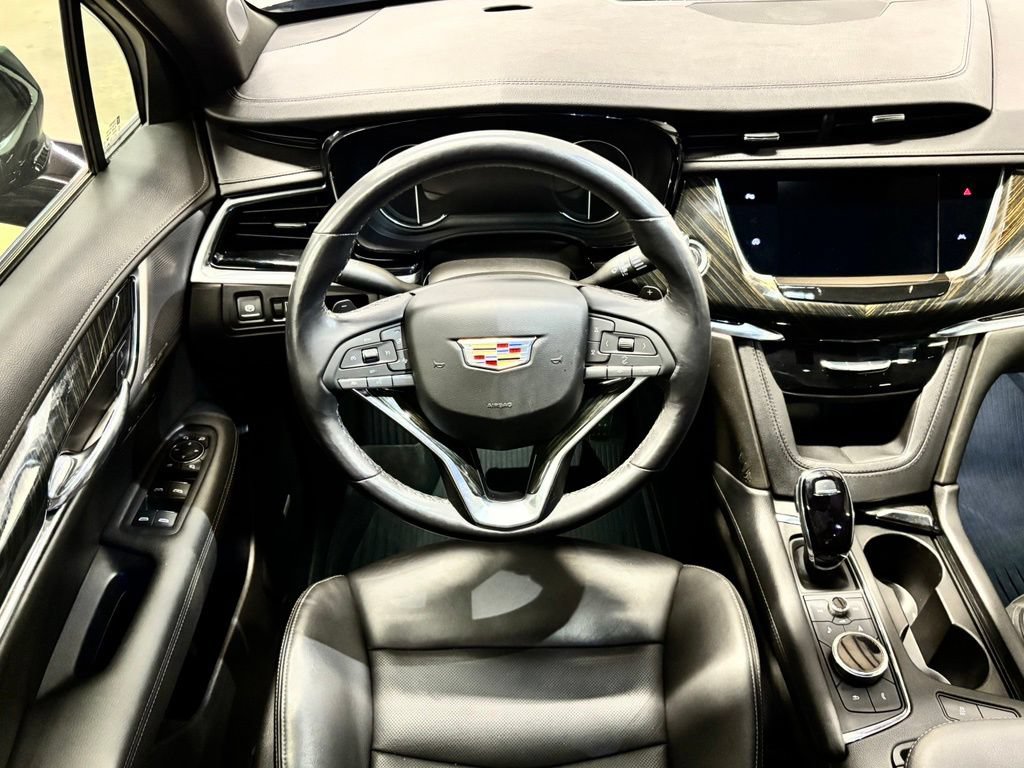 Used 2022 Cadillac XT6 Premium Luxury FWD image 13