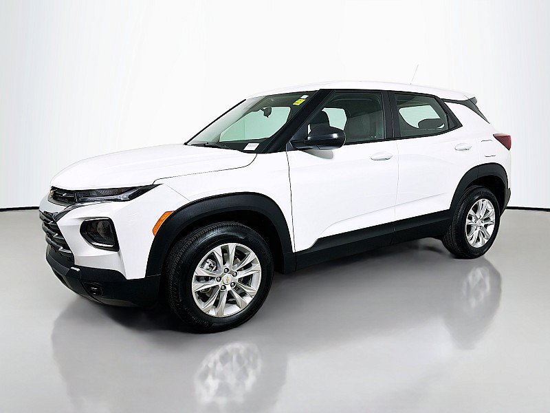 Used 2022 Chevrolet TrailBlazer LS AWD/4WD image 3