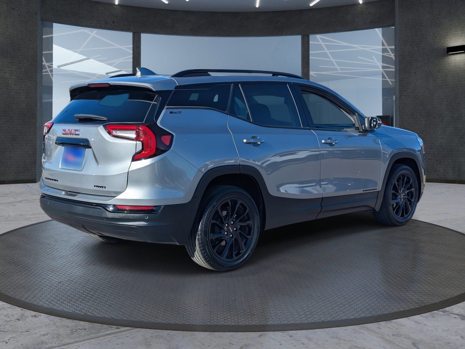 Used 2023 GMC Terrain SLT w/ Elevation Edition image 6