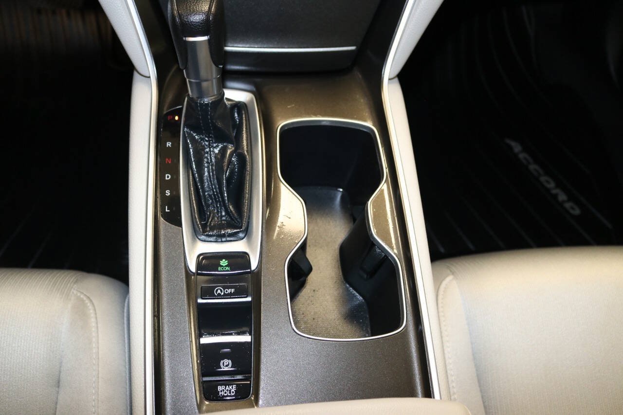 Used 2022 Honda Accord LX image 39