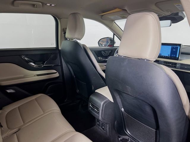 Used 2025 Lincoln Corsair AWD w/ Equipment Group 101A image 9