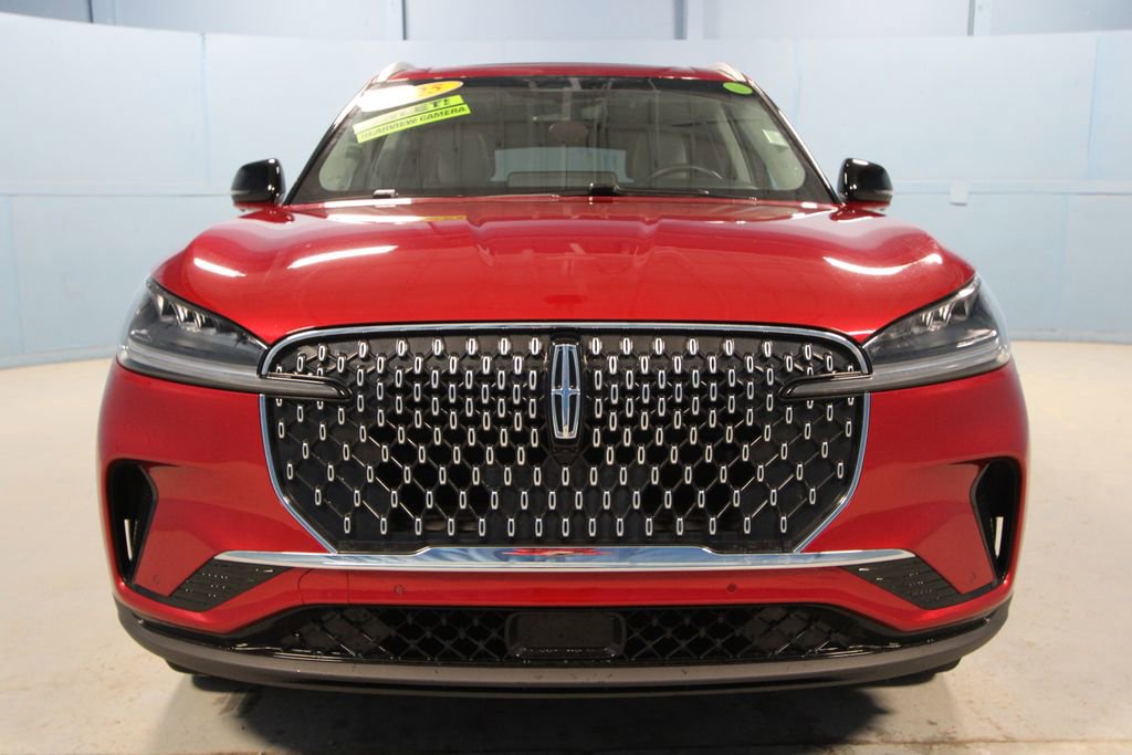Used 2025 Lincoln Aviator AWD image 33