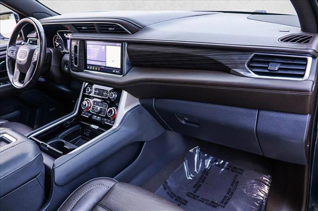 Used 2021 GMC Yukon Denali w/ Denali Ultimate Package image 30