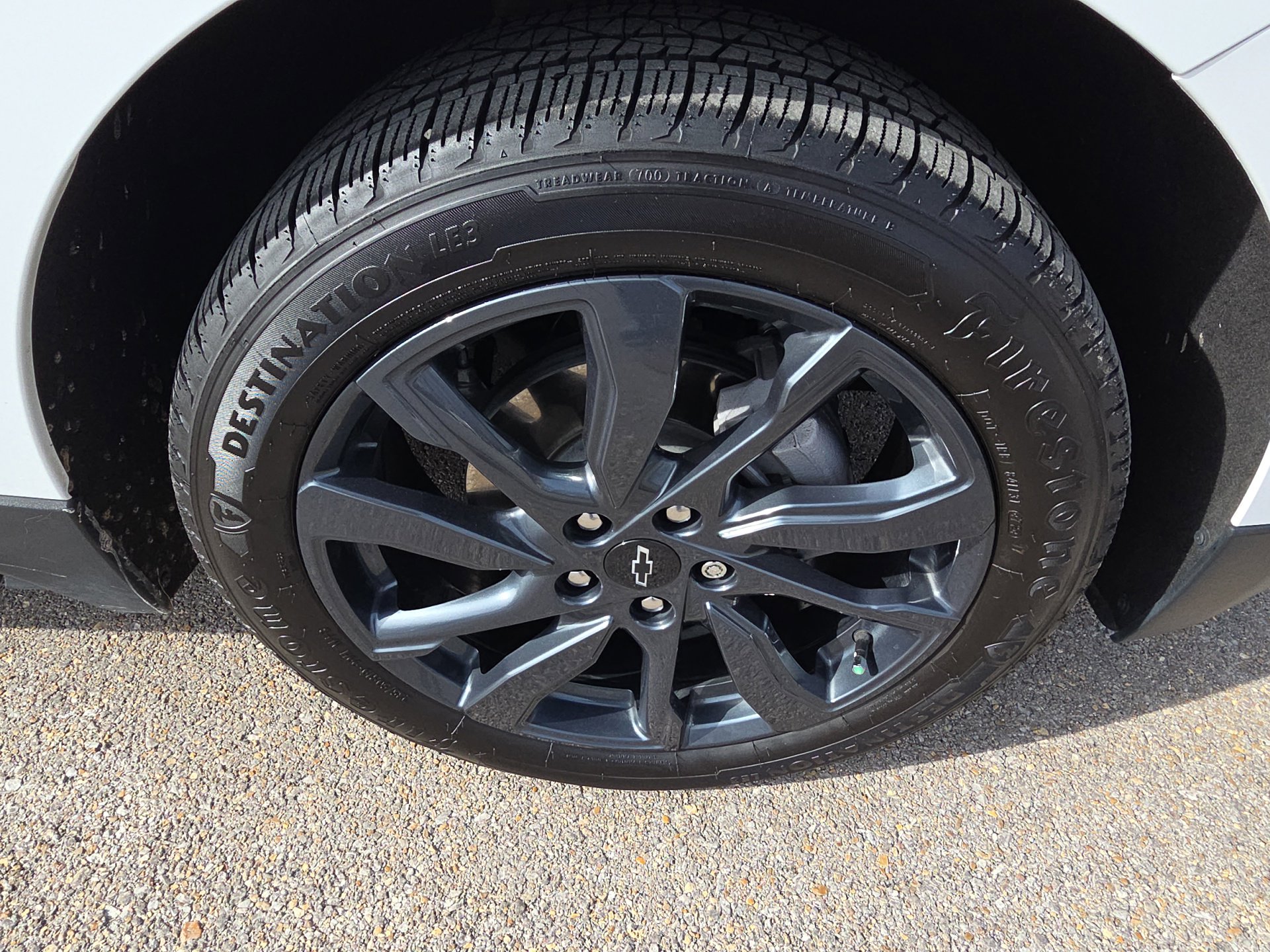 Used 2024 Chevrolet Equinox RS w/ RS Leather Package image 11