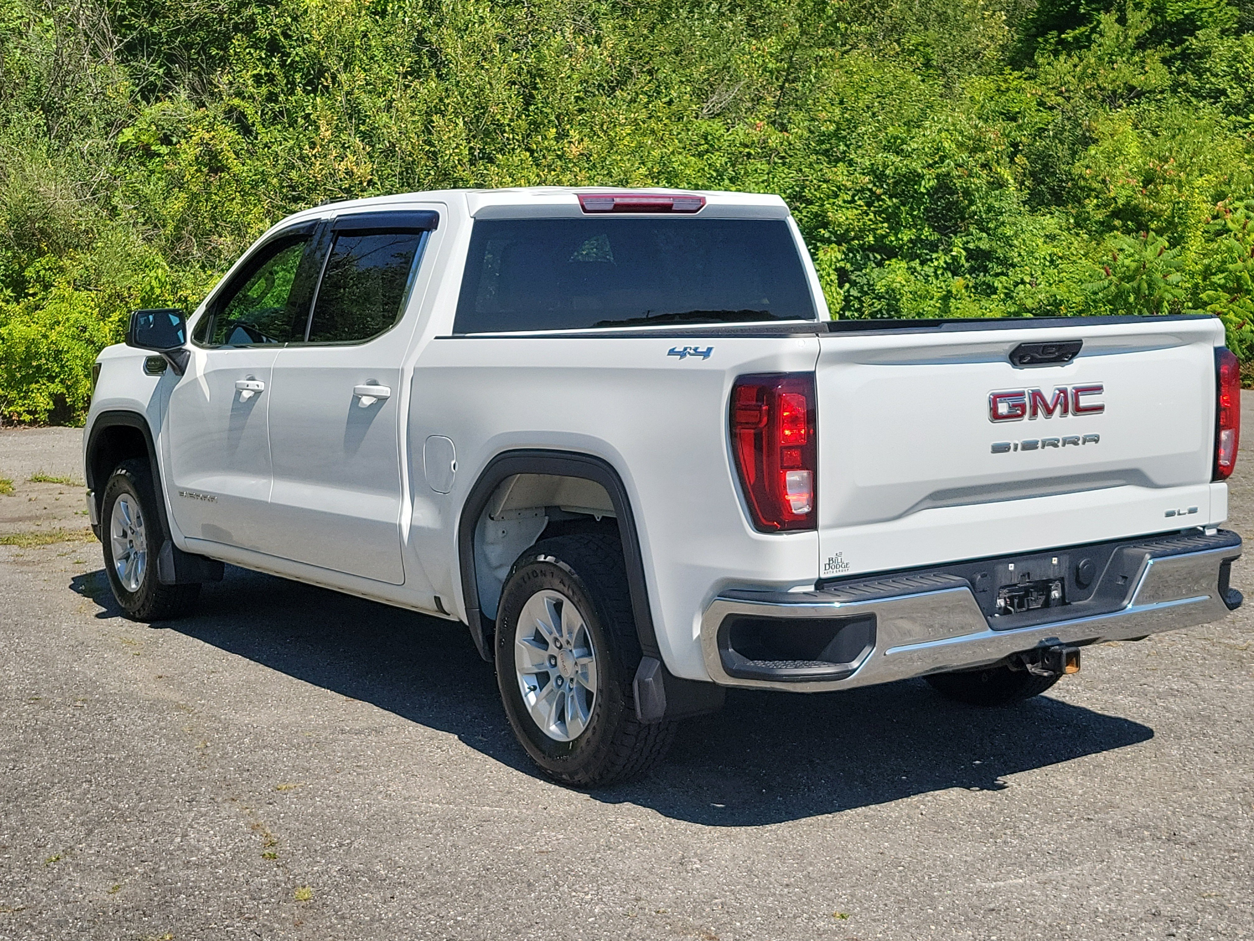 Used 2024 GMC Sierra 1500 SLE w/ LPO, GMC Protection Package AWD/4WD image 7