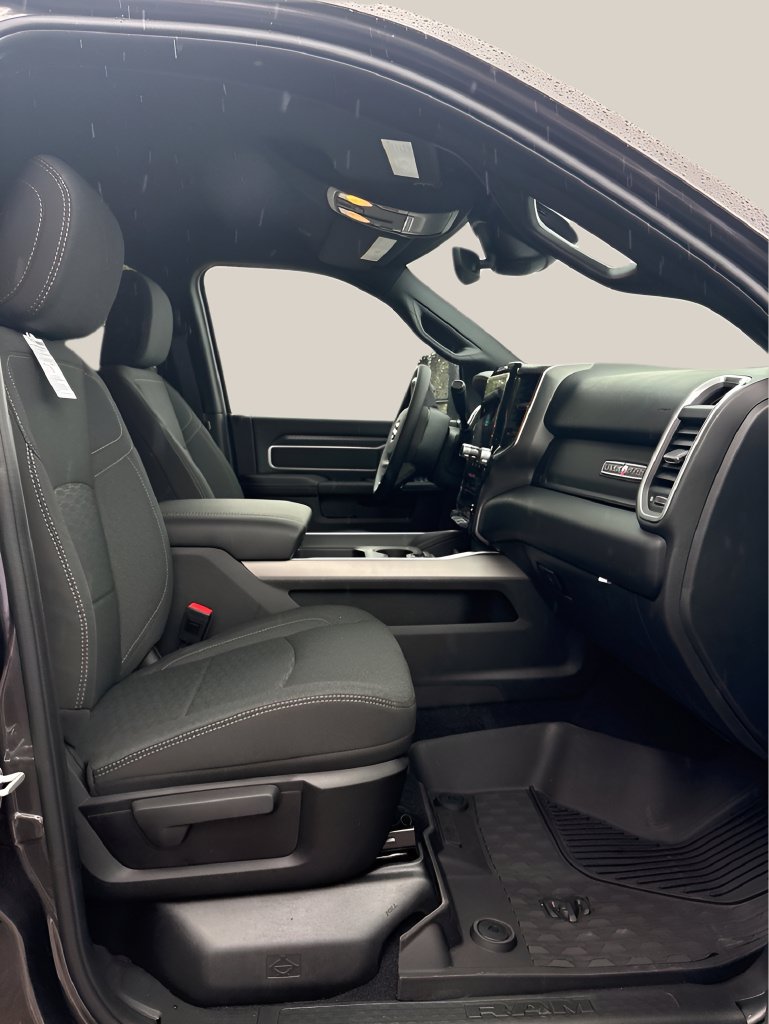 New 2027 RAM 2500 Big Horn AWD/4WD image 22