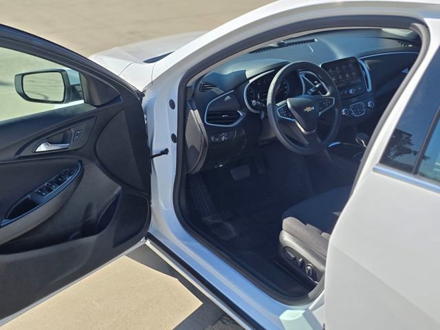 Used 2024 Chevrolet Malibu LT image 34