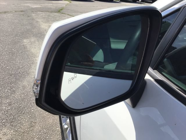 Used 2019 Toyota RAV4 XLE w/ Convenience Package AWD/4WD image 19