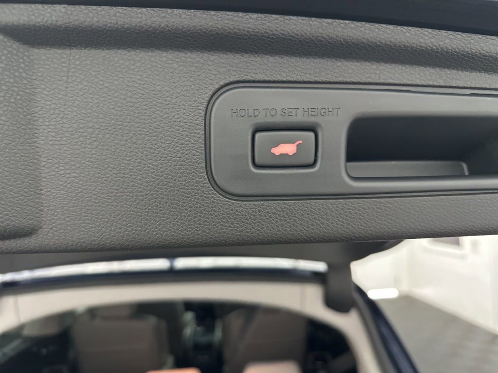 Used 2024 Honda Odyssey Touring image 43