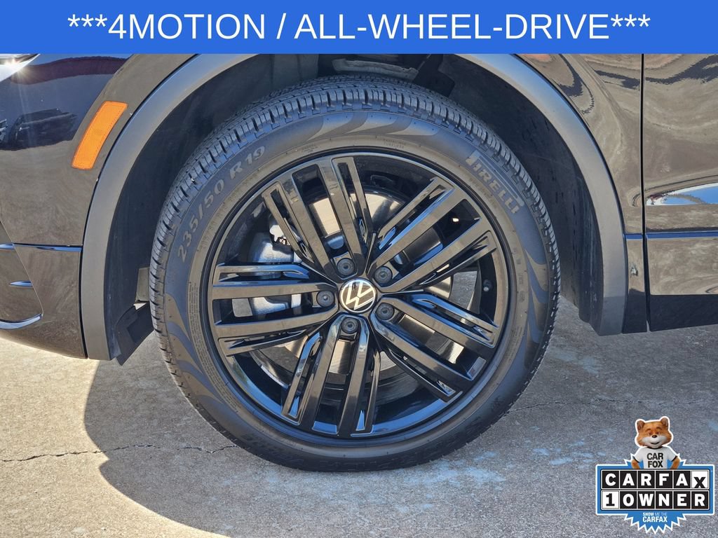 Used 2022 Volkswagen Tiguan SE R-Line AWD/4WD image 11