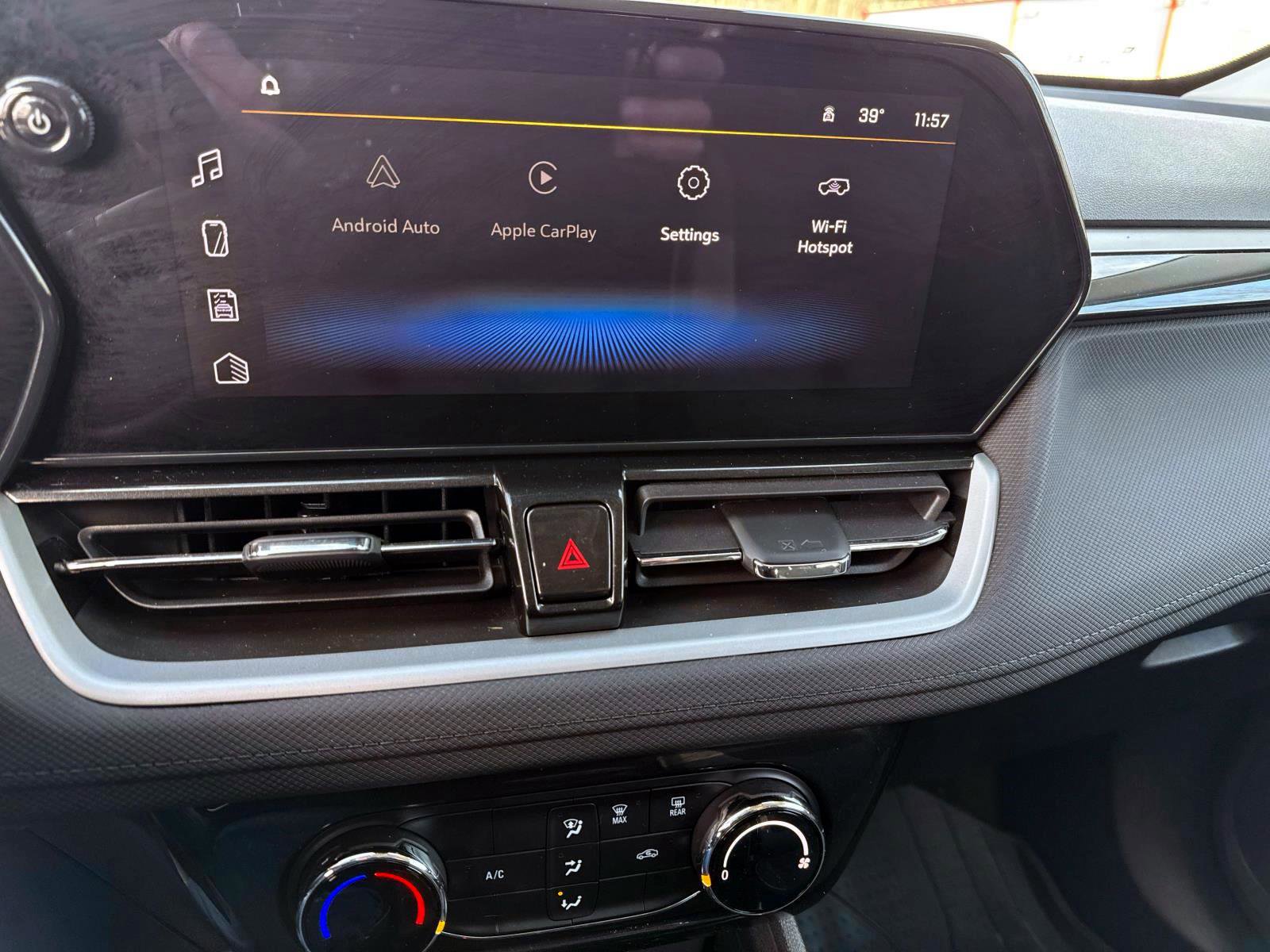 Used 2024 Chevrolet TrailBlazer LT image 21