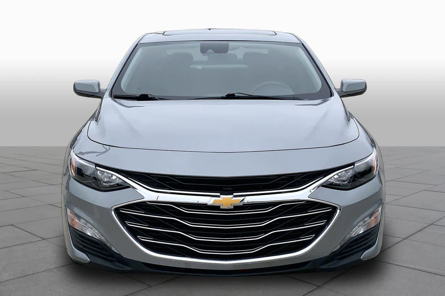 Used 2024 Chevrolet Malibu LT FWD image 4