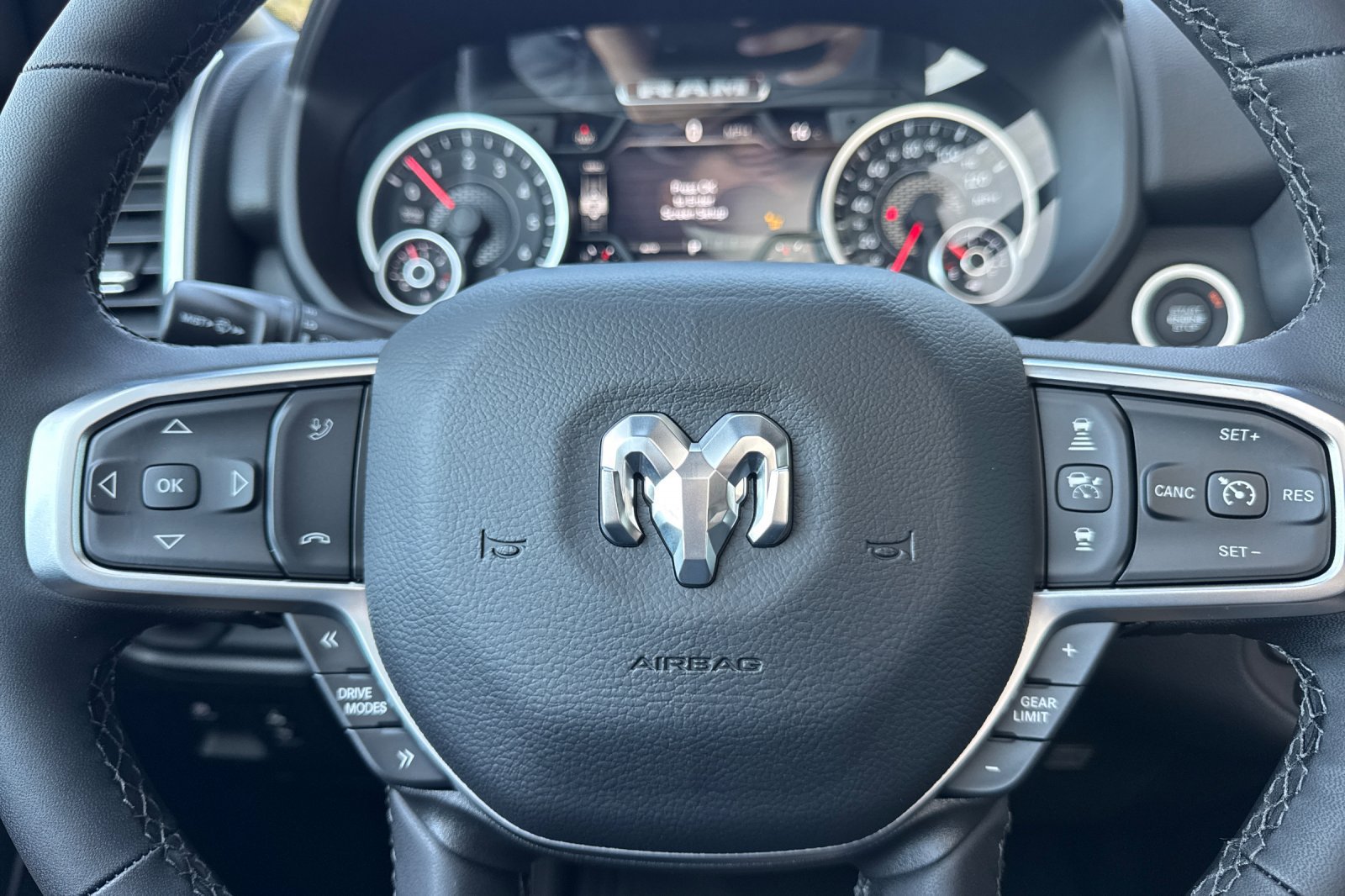 New 2026 RAM 1500 Big Horn AWD/4WD image 23