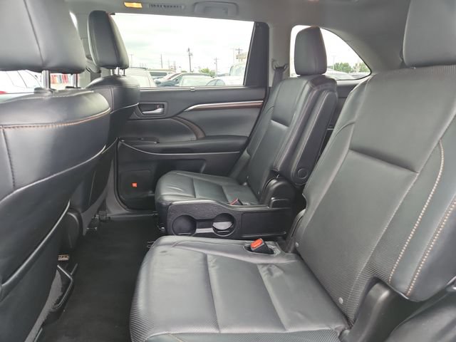 Used 2016 Toyota Highlander Limited AWD/4WD image 15